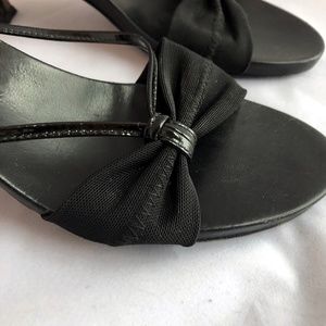 Donald Pliner Black Kitten-Heel Slide Sandals 7.5
